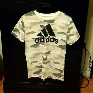 Adidas tshirt